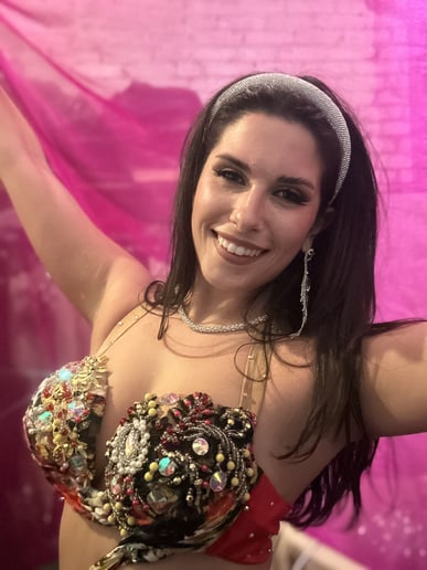 Gallery photo 4 of Bellydancer Bliss