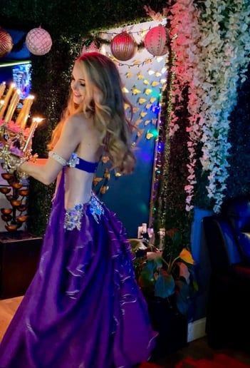 Gallery photo 4 of Bellydancer, Lena Elizabeth