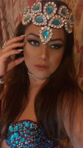 Gallery photo 7 of Bellydancer Professional