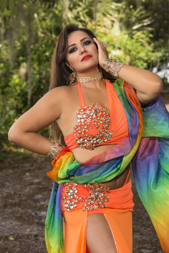 Gallery photo 10 of Bellydancer Professional