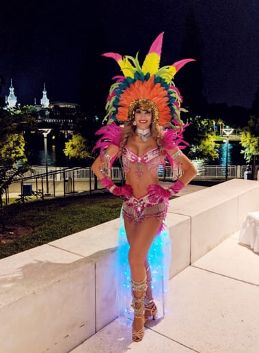 Gallery photo 9 of Bellydancer/Hula dancer/Showgirl/Model