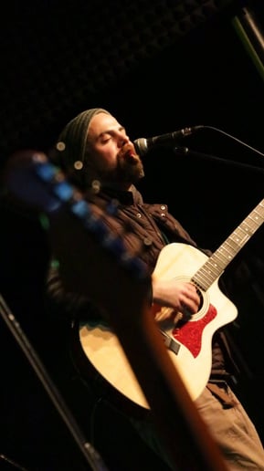 Gallery photo 2 of Ben Brinton