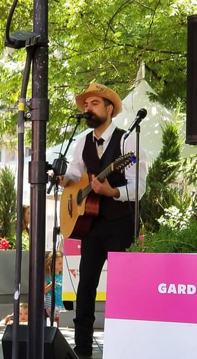 Gallery photo 7 of Ben Brinton