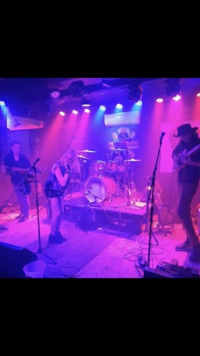 Gallery photo 6 of Bender Funk