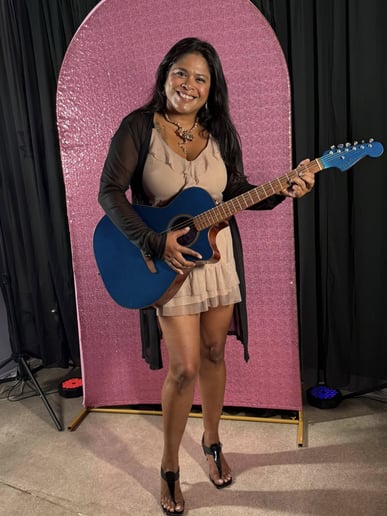 Gallery photo 4 of Berna Blu