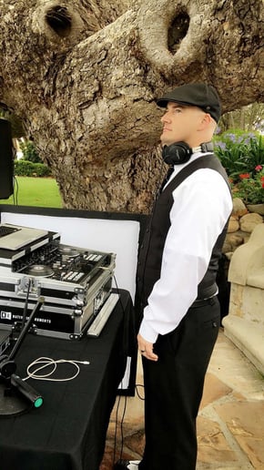 Gallery photo 1 of Best Coast DJ's