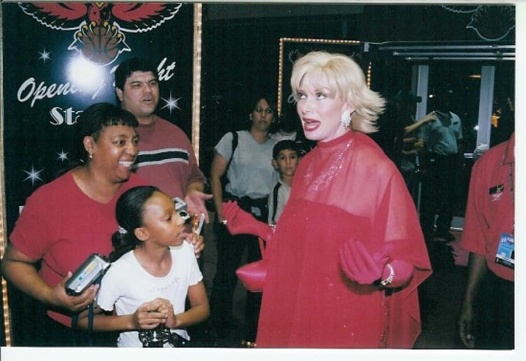 Gallery photo 14 of Ellie Weingardt -  Impersonator