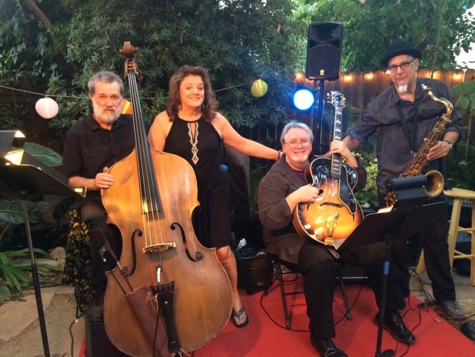 Gallery photo 4 of Beth Duncan Band / Jazz, Blues & Samba too!