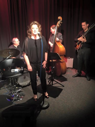 Gallery photo 5 of Beth Duncan Band / Jazz, Blues & Samba too!