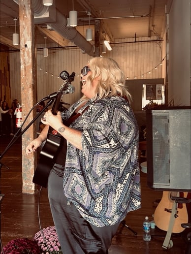 Gallery photo 4 of Beth Gatlin Music