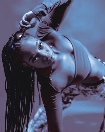 Gallery photo 4 of Bgirl Flyya