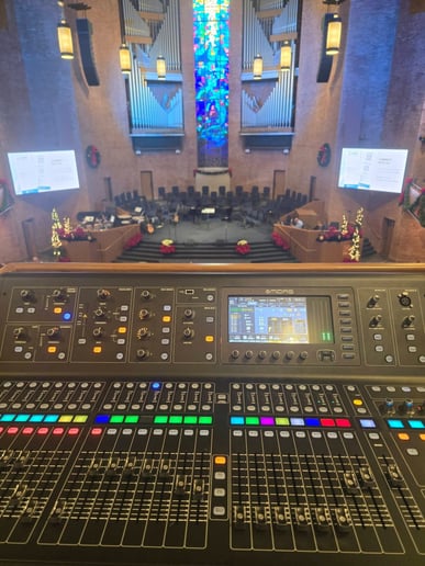 Gallery photo 9 of Big Bald Sound