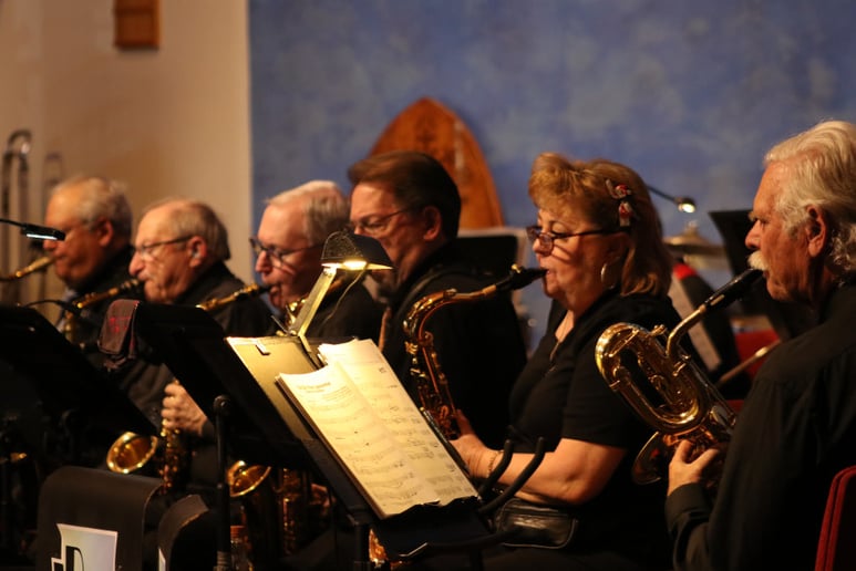 Gallery photo 1 of Big Band Grandstand