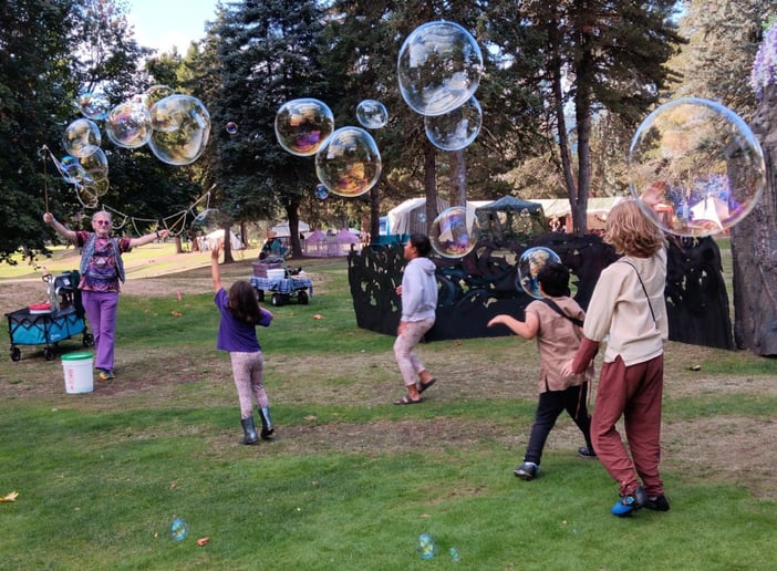 Gallery photo 4 of Big Bubbler (and The Mind Blowers)