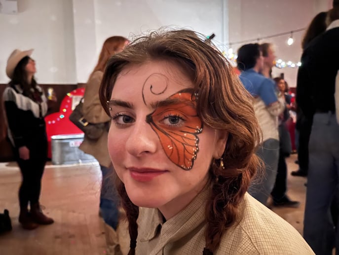 Gallery photo 1 of Big Cat Face Painting