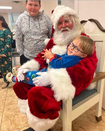 Gallery photo 14 of Big Country Santa