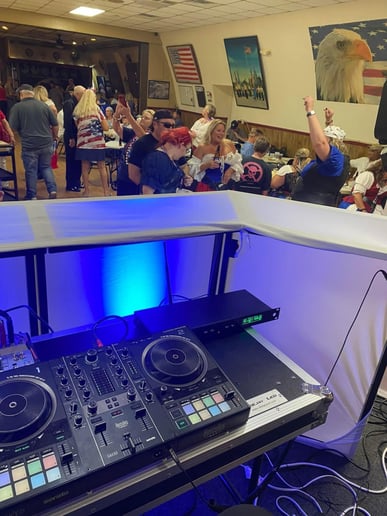 Gallery photo 5 of Big Reds Mobile DJ Services