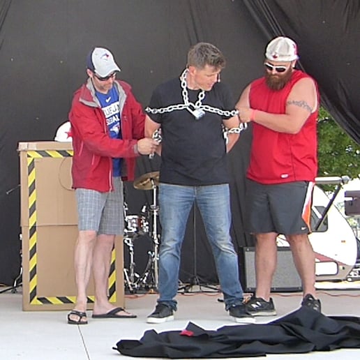 Gallery photo 4 of Josh Ryan (aka Five the Magician)