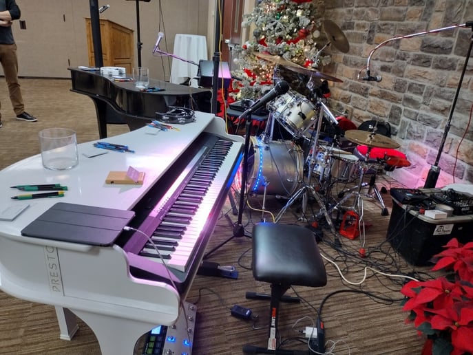 Gallery photo 8 of Big Time Dueling Pianos