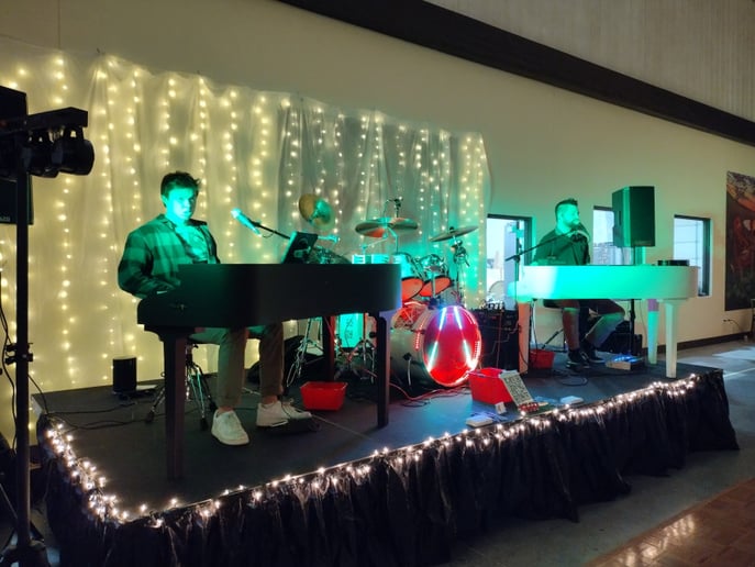 Gallery photo 14 of Big Time Dueling Pianos