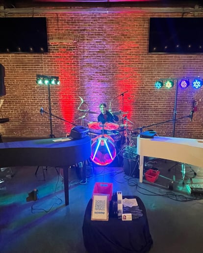 Gallery photo 17 of Big Time Dueling Pianos