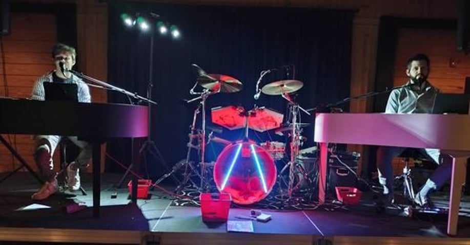 Gallery photo 27 of Big Time Dueling Pianos