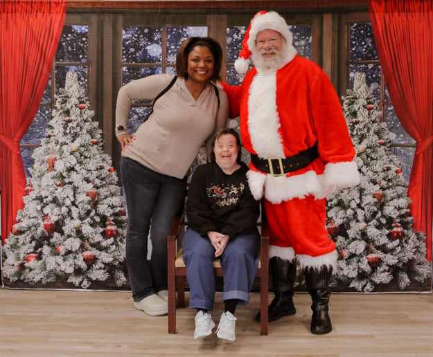 Gallery photo 2 of BigSanta