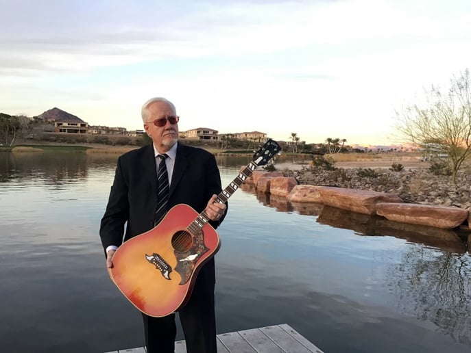 Gallery photo 3 of Bill Binnings - Las Vegas Acoustic Guitarist