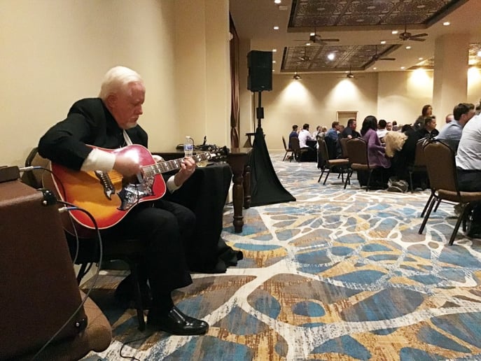 Gallery photo 10 of Bill Binnings - Las Vegas Acoustic Guitarist