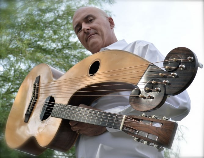 Gallery photo 1 of Bill Dutcher - Modern Acoustic Guitarist