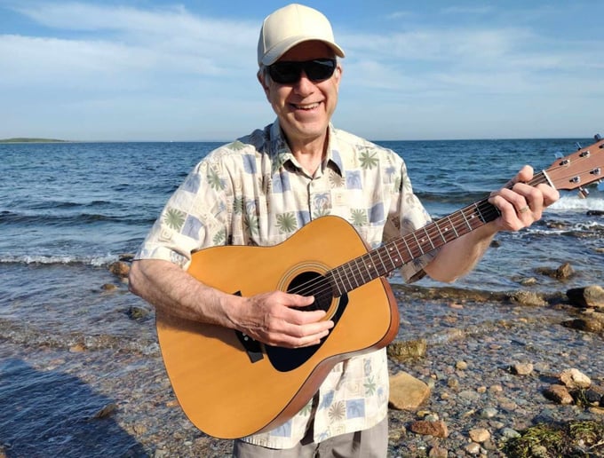 Gallery photo 7 of Bill Reidy Solo Acoustic