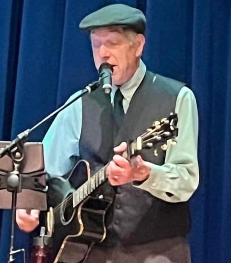 Gallery photo 8 of Bill Reidy Solo Acoustic