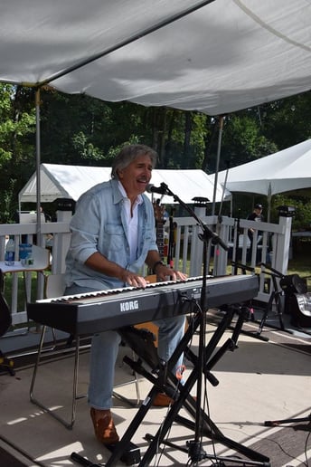 Gallery photo 5 of Bill Seguin Music