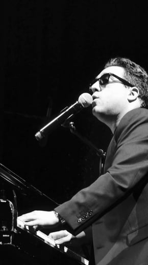 Gallery photo 9 of David James - Piano/Singing Entertainment