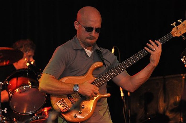 Gallery photo 1 of Billy Joel Tribute 'The Stranger'