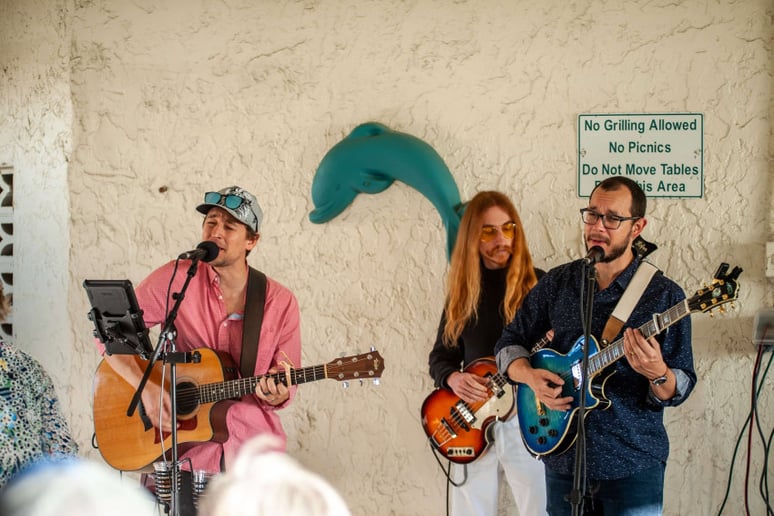 Gallery photo 5 of Billy Lyon Band