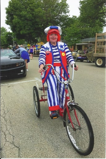 Gallery photo 10 of Bingo the Balloon Clown