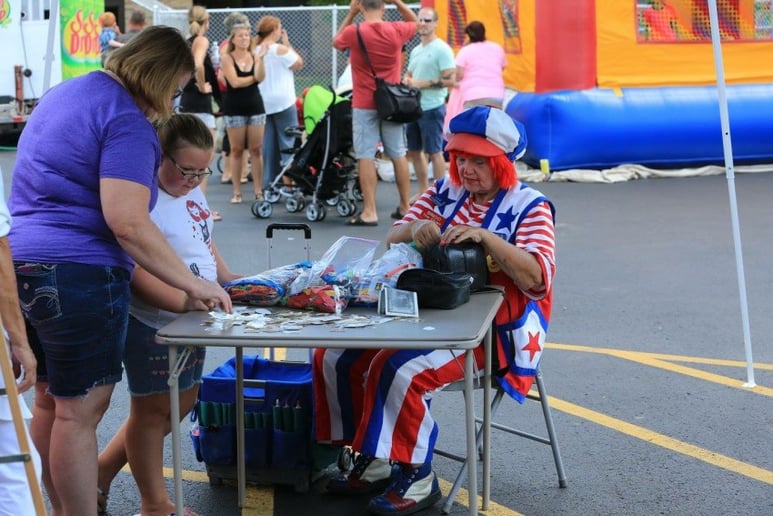 Gallery photo 32 of Bingo the Balloon Clown