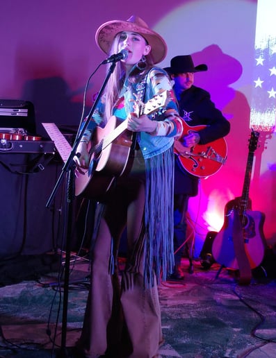 Gallery photo 15 of Birdie Nichols and The Butler Band