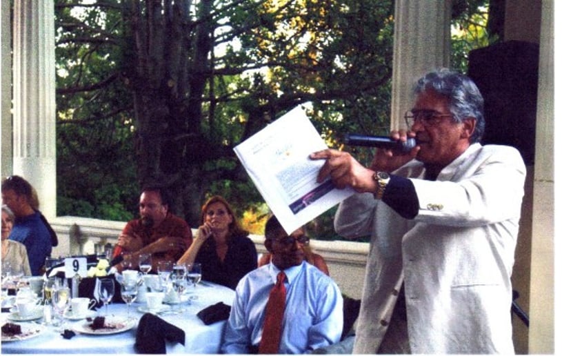 Gallery photo 1 of Bizzarros Auctions