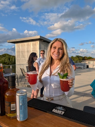Gallery photo 10 of Bizzy by the Sea- Luxury Bartending