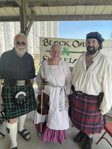 Gallery photo 3 of Black Oak Shillelagh