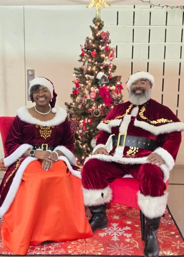 Gallery photo 2 of Black Santa Rob & Mrs. Claus