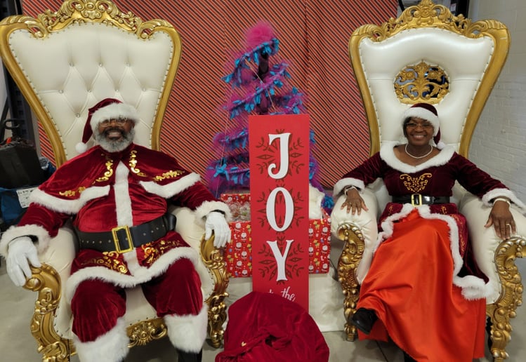 Gallery photo 1 of Black Santa Rob & Mrs. Claus