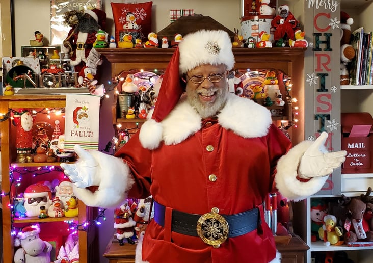 Gallery photo 7 of Santa Myk