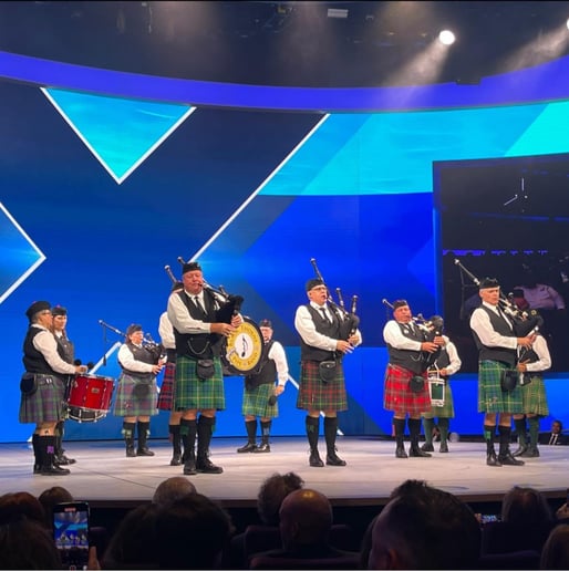 Gallery photo 3 of Black Thorne Pipe Band