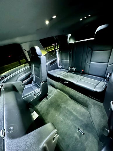 Gallery photo 5 of Black Tie Lux Limousines