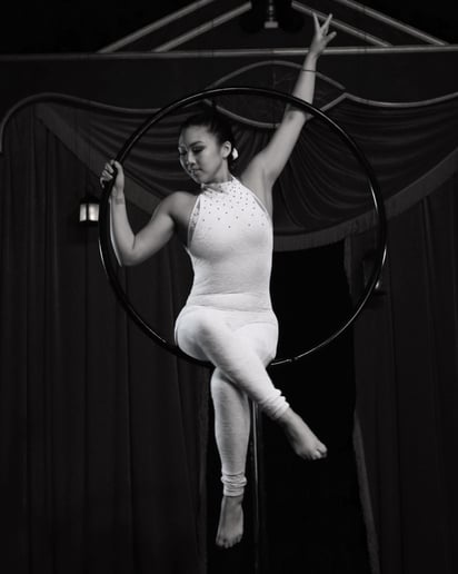 Gallery photo 2 of Valerie Cheng