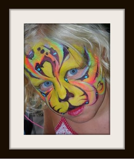 Gallery photo 8 of Blazin, Brushstrokes