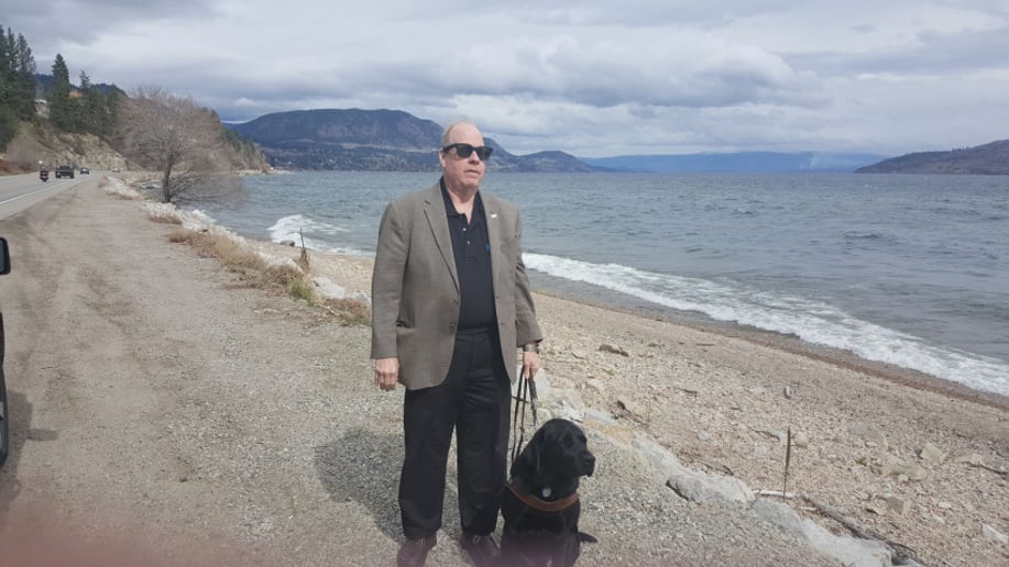 Gallery photo 8 of Michael Hingson - Blind World Trade Center Survivor